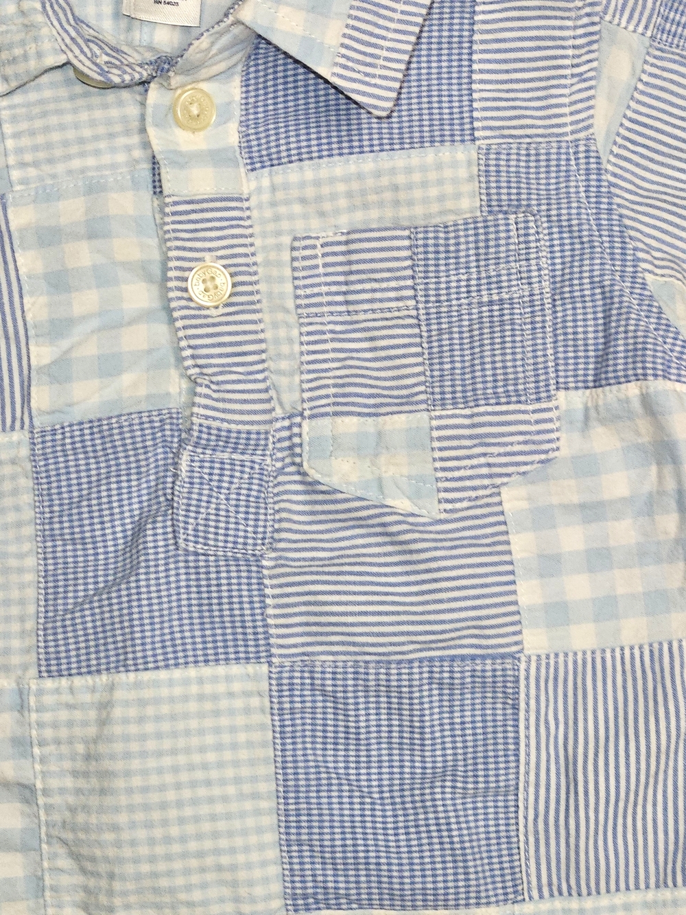 GAP Blue & White Patchwork Button-Front Shirt Baby 6-12 Months With Front Pocket - Picture 2 of 4